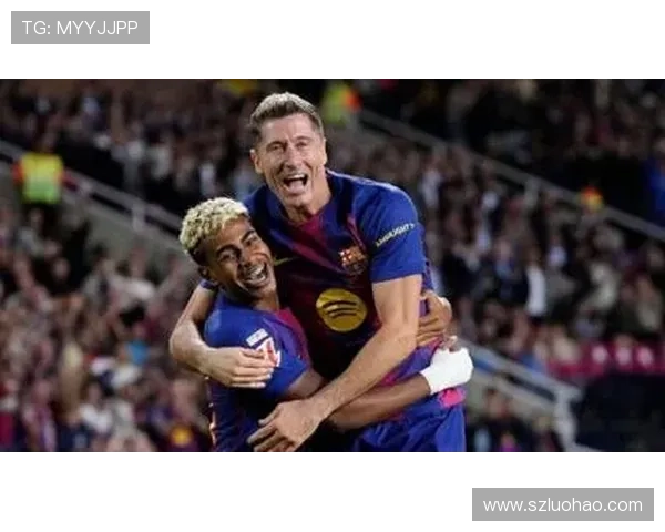 西甲激战 莱万帽子戏法亚马尔破门 巴萨4-2力克塞尔塔