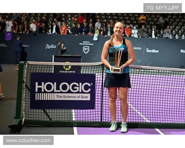 精通七语的布林科娃闪耀中网赛场展现多面魅力与众星争锋再写传奇